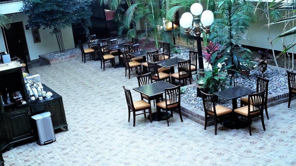 Governors Suites Hotel Oklahoma City Airport Area Exterior foto